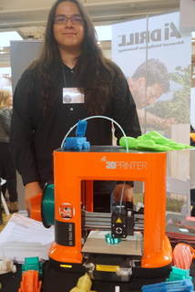 XYZ Printing's Ash Marin with the da Vinci Mini