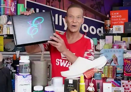 Everyone Wins Distinctive Assets founder Lash Fary