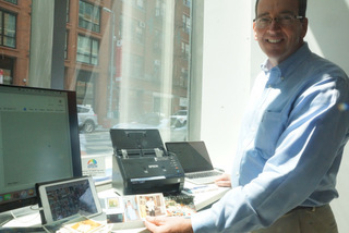Epson's Dave Hawkes (Techstination photo by L. Fishkin)