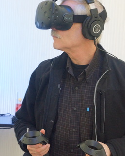 HTC Vive demo (BootCamp photo by L. Fishkin)