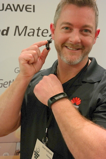 Huawei's Sean Goforth with TalkBand B1 (BootCamp photo by L. Fishkin)