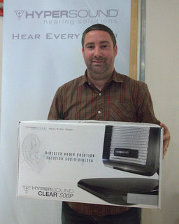 Mac Marshall of Turtle Beach with Hypersound Clear (BootCamp photo by L. Fishkin)