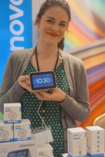 Lenovo's Kelly Corrigan with Smart Clock with Google Assistant.   (Techstination photo by L. Fishkin)