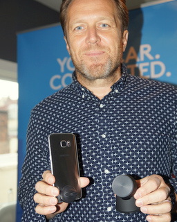 Logitech's Patric Frank with ZeroTouch (BootCamp photo by L. Fishkin)