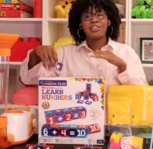 The Toy Insider's Taylor Battle