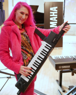 Yamaha Sonogenic SHS-500 being played by artist Plasmic (Techstination photo by L. Fishkin)